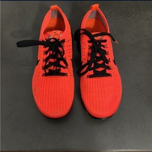 Women’s Nike Vapor Max Size 8